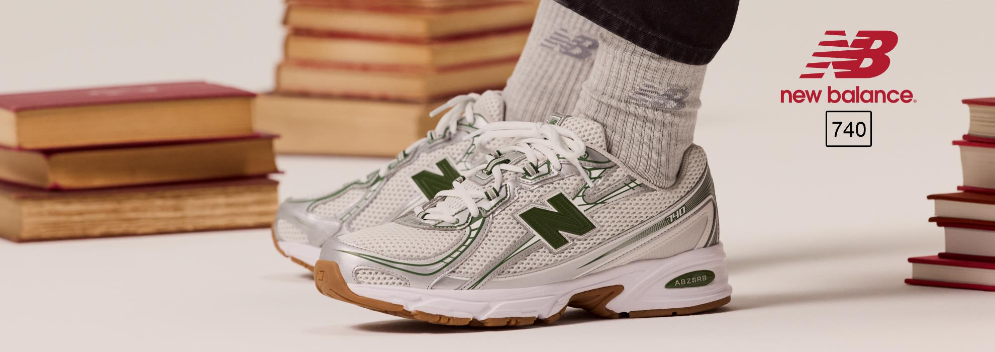 New Balance 740